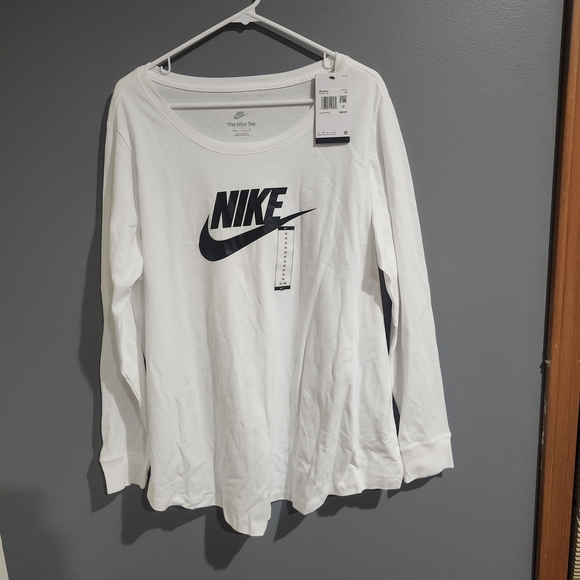 Nike Tops - Nike White Long Sleeve Tee with Black Logo Size 1X New